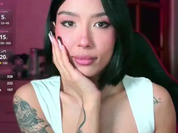 JulieTurner  live sex cam