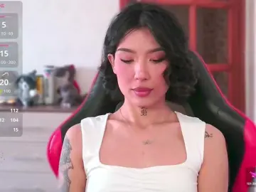 JulieTurner  live sex cam