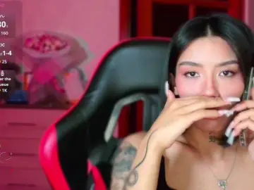 JulieTurner  live sex cam
