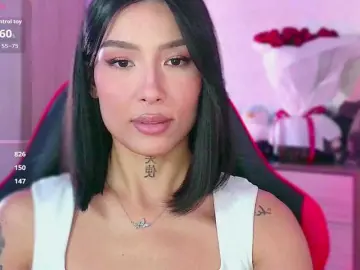 JulieTurner  live sex cam
