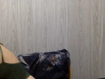 KarlynSirwet  live sex cam