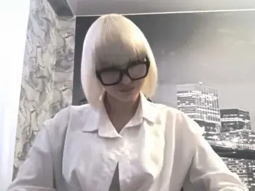 LexieMallia  live sex cam