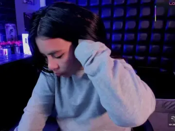 LianyTaylor  live sex cam