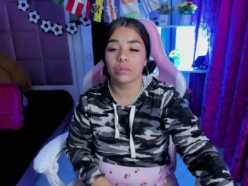 LianyTaylor  live sex cam
