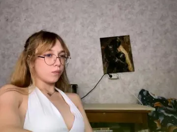 LisabethTriarsi  live sex cam