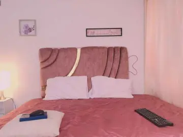 Maya369  live sex cam