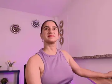 Maya369  live sex cam