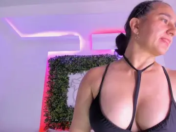 Maya369  live sex cam