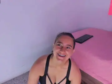 Maya369  live sex cam