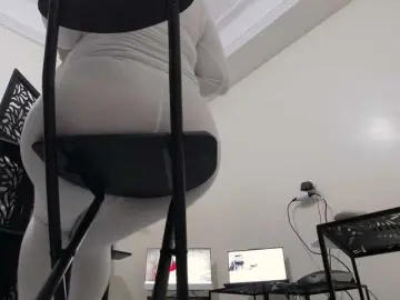 PreciousMoan  live sex cam