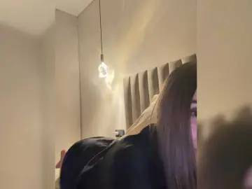 SkromnayaZaya  live sex cam