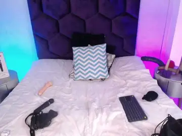 Katrinadirtyx  live sex cam