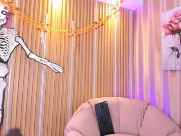 Katrinadirtyx  live sex cam