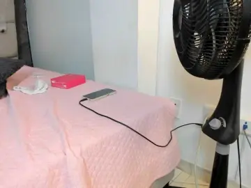 Lilyrosee1  live sex cam
