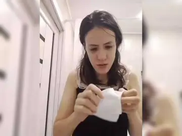 Bogina2  live sex cam