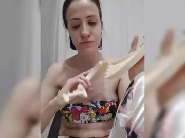 Bogina2  live sex cam