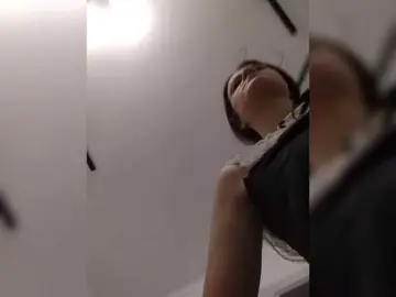 Bogina2  live sex cam