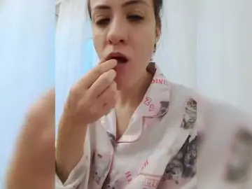 Bogina2  live sex cam