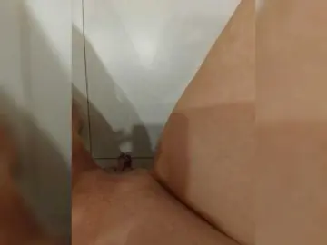 Bogina2  live sex cam