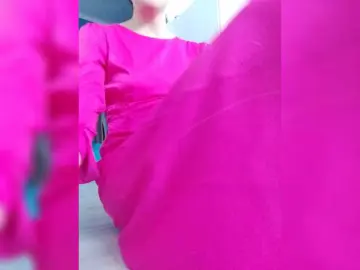 Bogina2  live sex cam