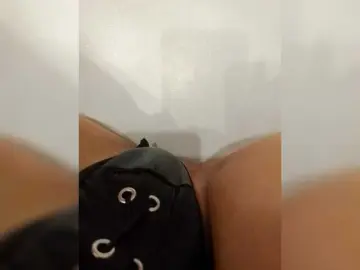 Bogina2  live sex cam