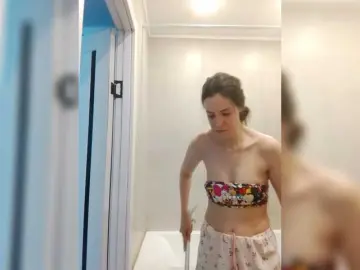 Bogina2  live sex cam