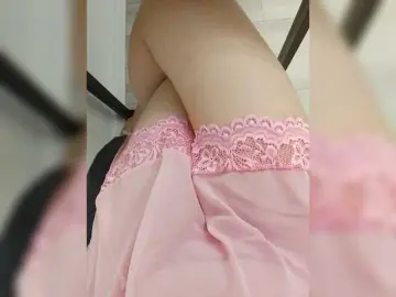 Bogina2  live sex cam