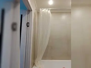 Bogina2  live sex cam