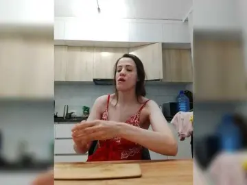 Bogina2  live sex cam