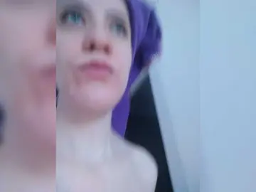 Bogina2  live sex cam