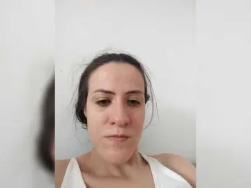 Bogina2  live sex cam