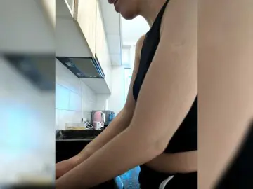 Bogina2  live sex cam