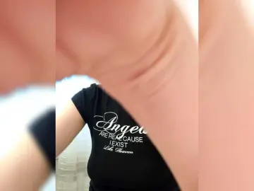 Bogina2  live sex cam