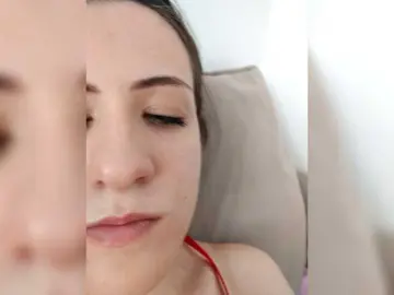 Bogina2  live sex cam
