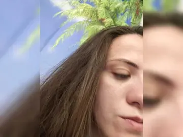Bogina2  live sex cam