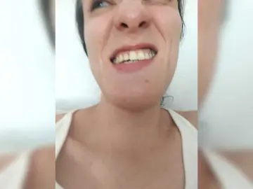 Bogina2  live sex cam