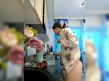 Bogina2  live sex cam
