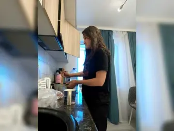 Bogina2  live sex cam