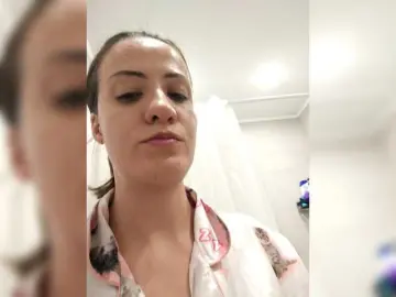 Bogina2  live sex cam