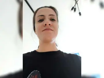 Bogina2  live sex cam