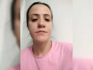 Bogina2  live sex cam