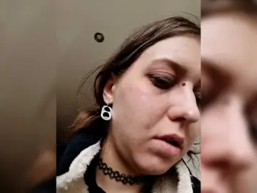 HEXAHEAD  live sex cam