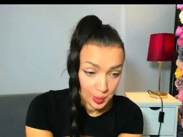 WildOlivia  live sex cam