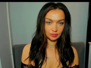 WildOlivia  live sex cam