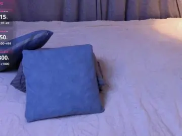 Hikom1o  live sex cam
