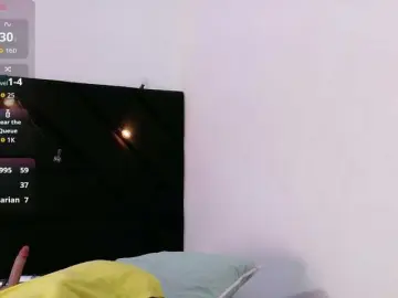 Kinkyhousewifee  live sex cam