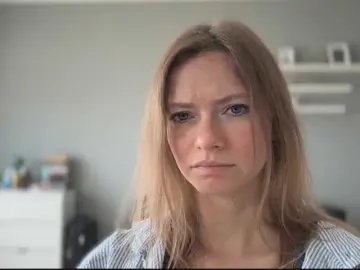 KissMillie  live sex cam