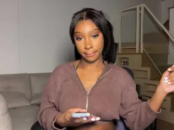 Violet6xft  live sex cam