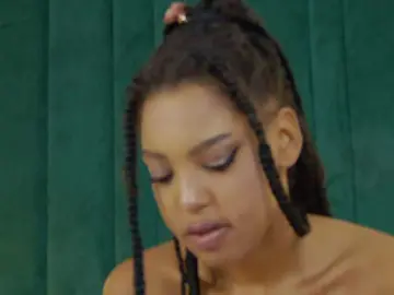 AzraKnox  live sex cam