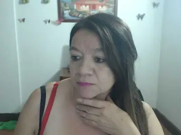 LluviaXDorada  live sex cam